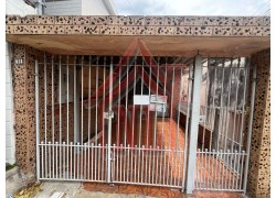 CASA INDEPENDENTE COM 01 DORM E 1 VAGA CÓD ZS 310-01